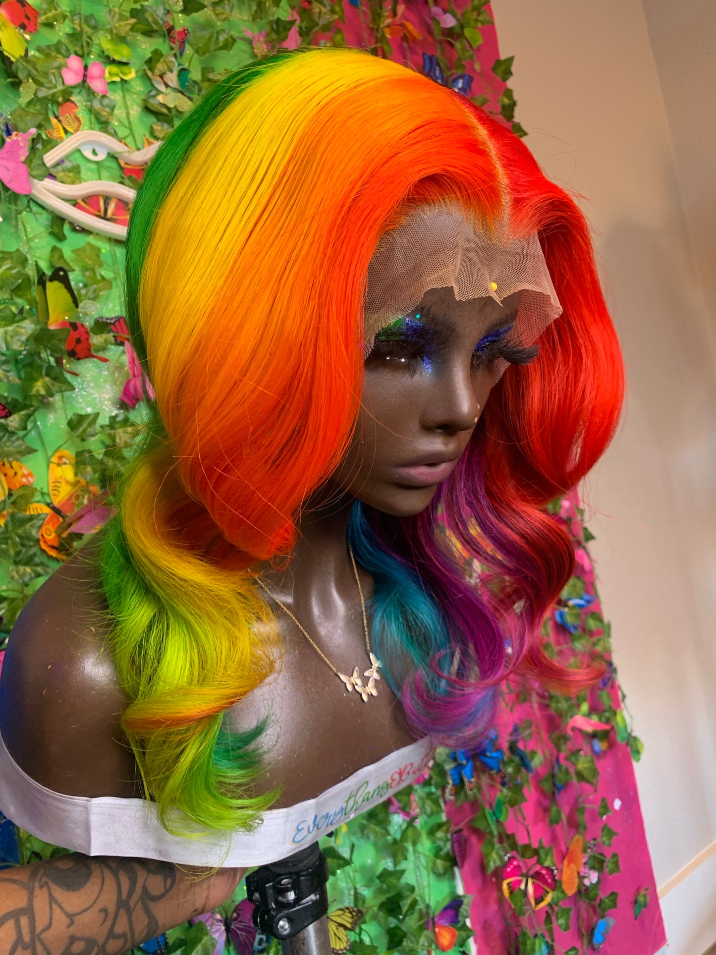 Rayne B. 🌈