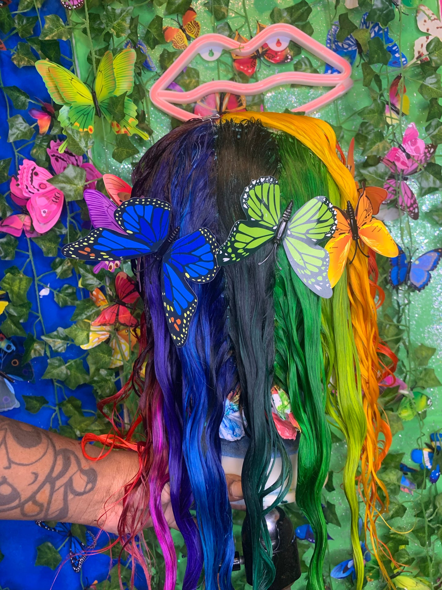 Rayne B. 🌈