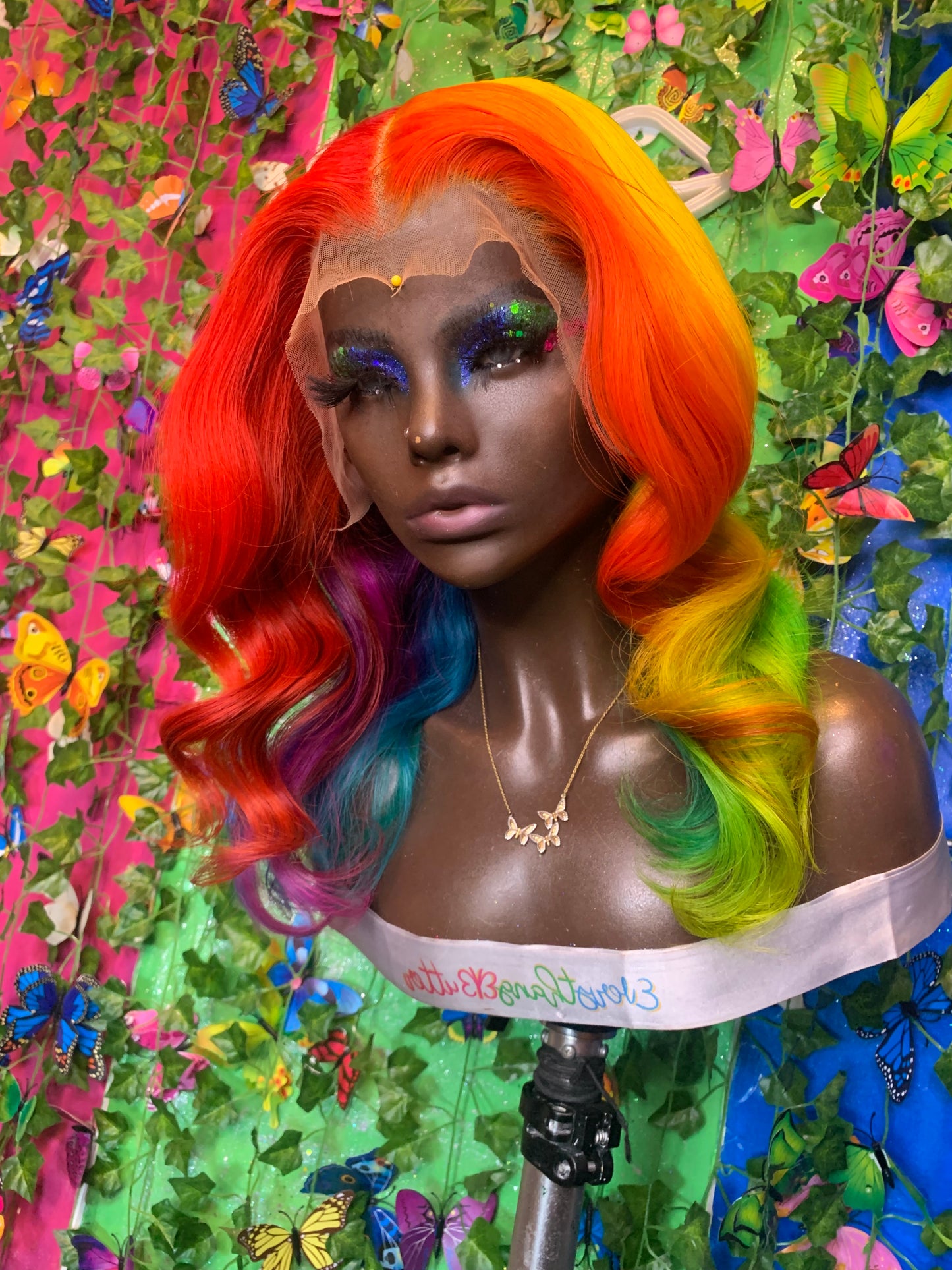 Rayne B. 🌈
