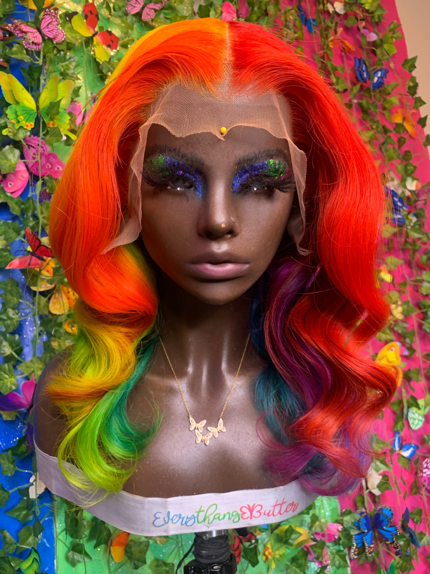 Rayne B. 🌈