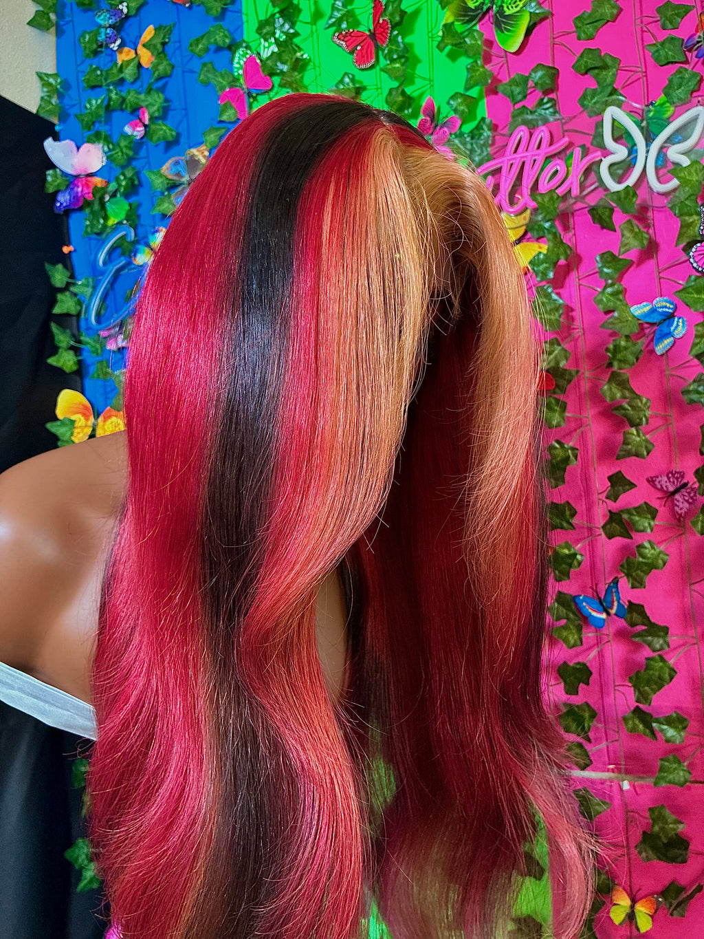 Hott Girl Calico 🐈