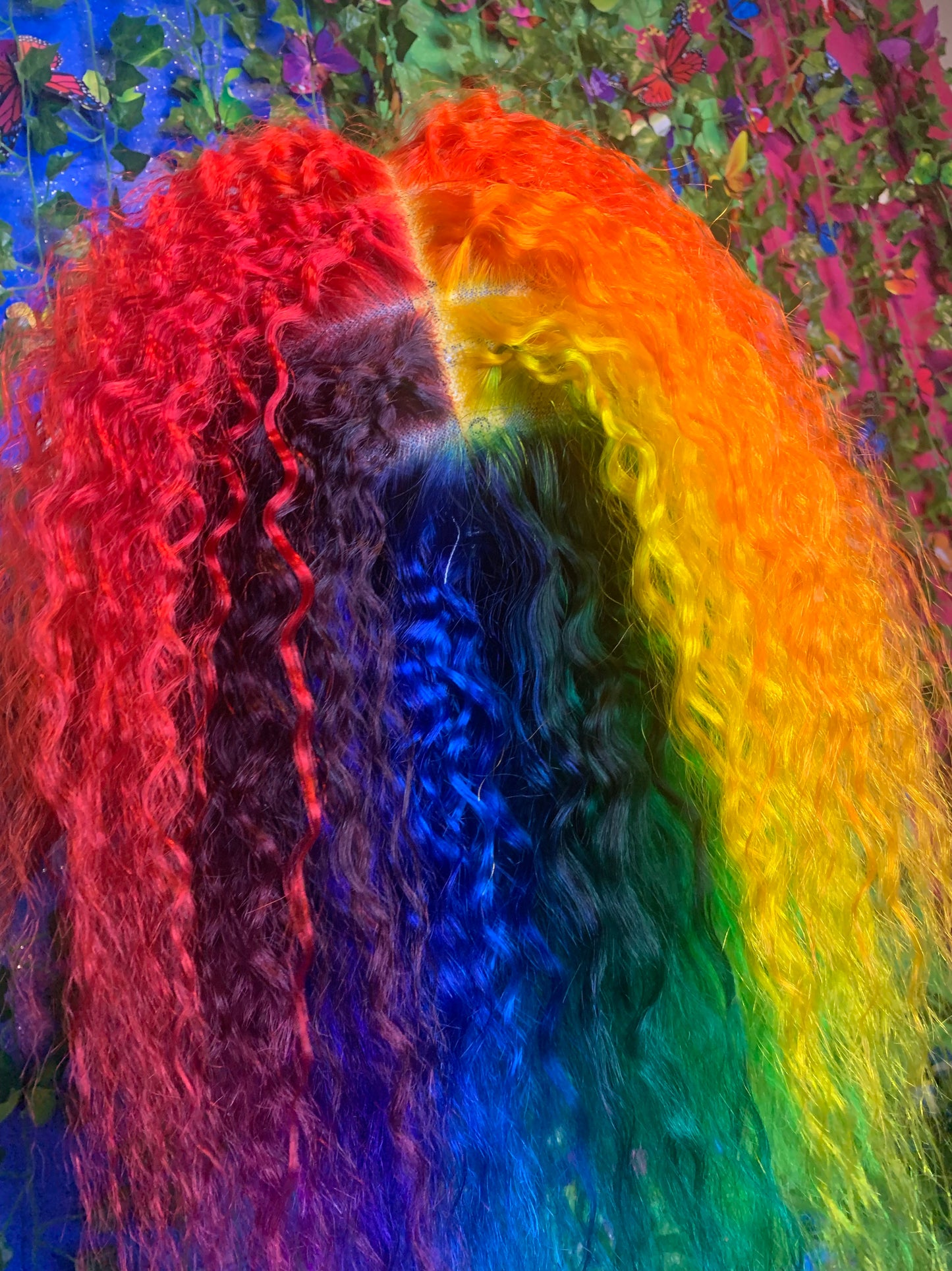 Rayne B. 🌈